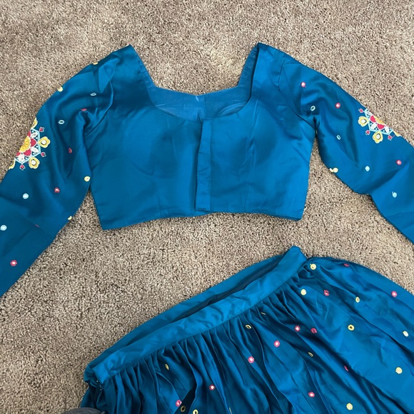 Brand New Navratri Chaniya Choli - Picture 3 of 3